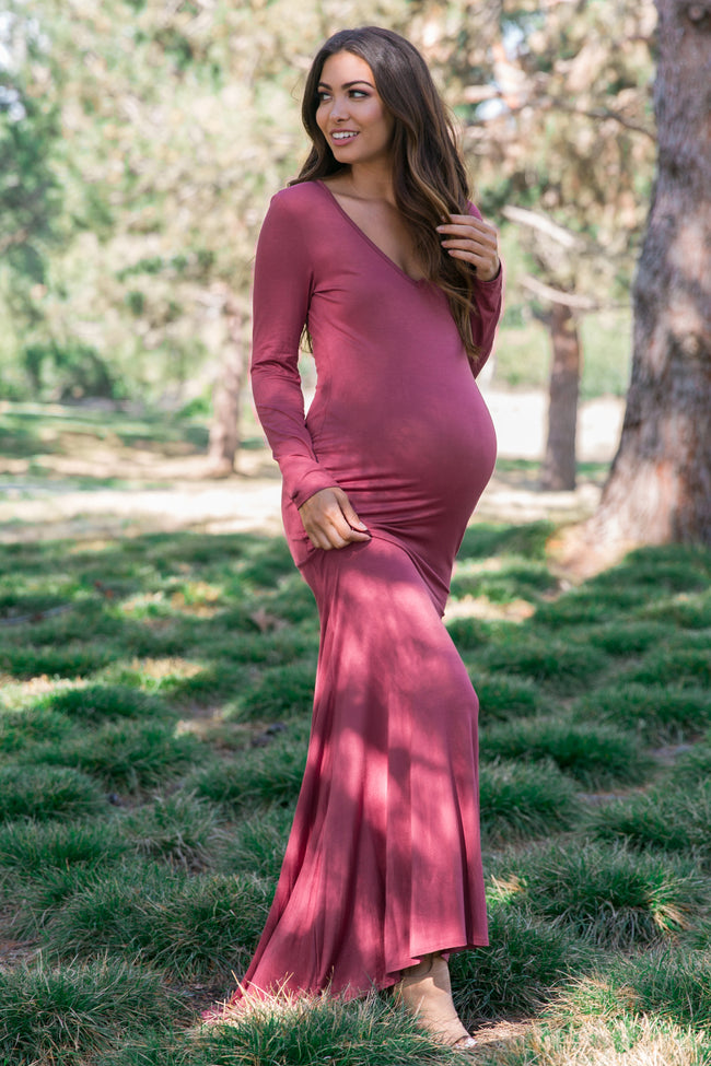 Long Sleeve Photoshoot Maternity Gown/Dress